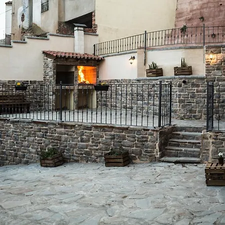 Rurales Parajes De Piedra *