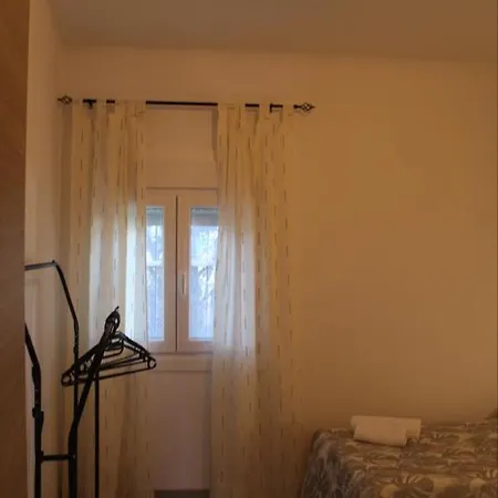 Rurales Parajes De Piedra *