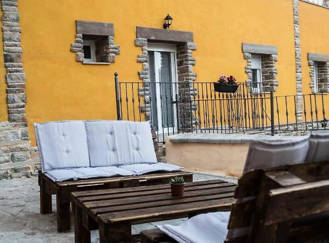 Rurales Parajes De Piedra Ibdes