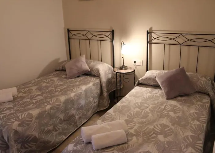 Rurales Parajes De Piedra Ibdes